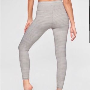 Athleta High Rise Jaquard Chaturanga™ 7/8 Tight Leggings Excellent Condition